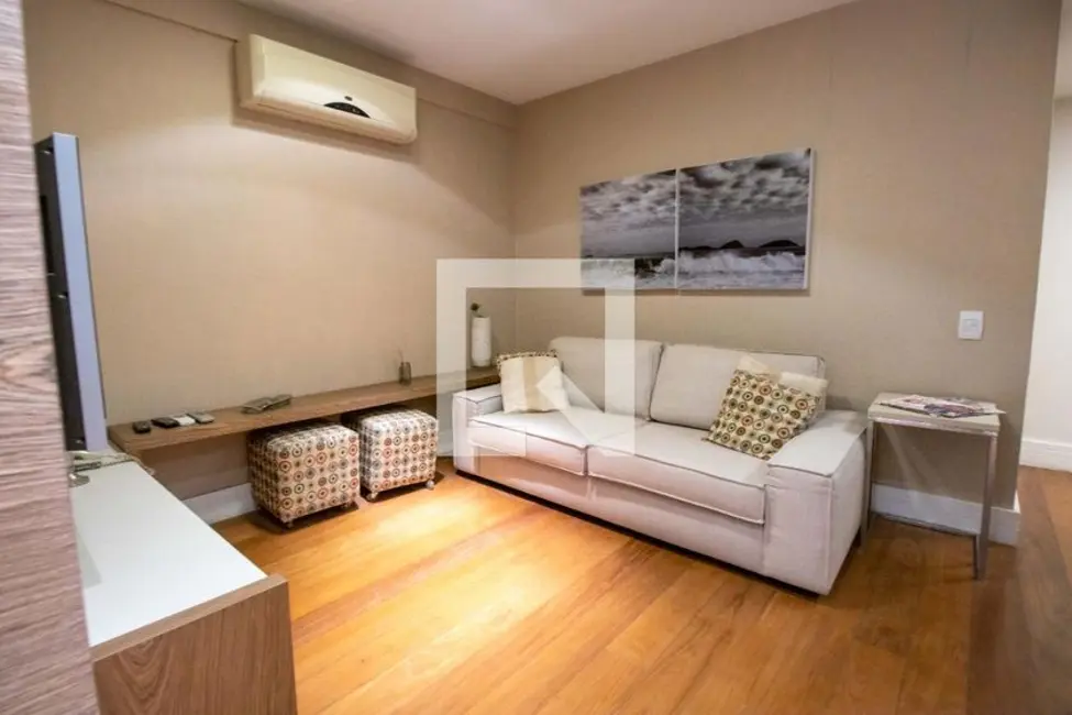 Apartamento com 3 quartos à venda, 166m2 em Leblon, Rio De Janeiro - RJ - imagem 4 Foto 4 de Apartamento com 3 quartos à venda, 166m2 em Leblon, Rio De Janeiro - RJ