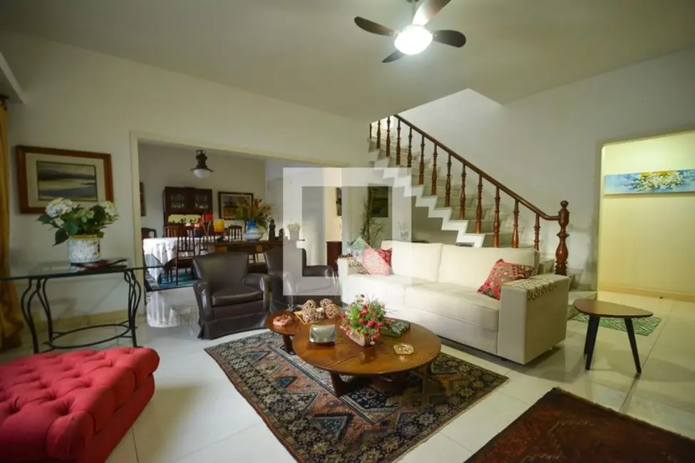 Apartamento com 4 quartos à venda, 260m2 em Laranjeiras, Rio De Janeiro - RJ - imagem 2 Foto 2 de Apartamento com 4 quartos à venda, 260m2 em Laranjeiras, Rio De Janeiro - RJ