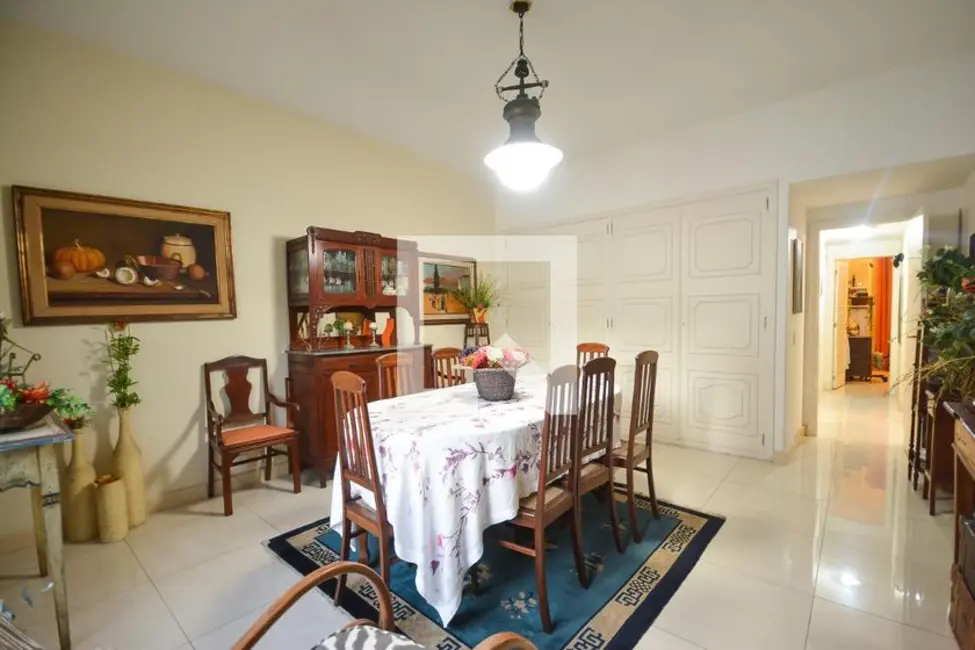 Apartamento com 4 quartos à venda, 260m2 em Laranjeiras, Rio De Janeiro - RJ - imagem 6 Foto 6 de Apartamento com 4 quartos à venda, 260m2 em Laranjeiras, Rio De Janeiro - RJ