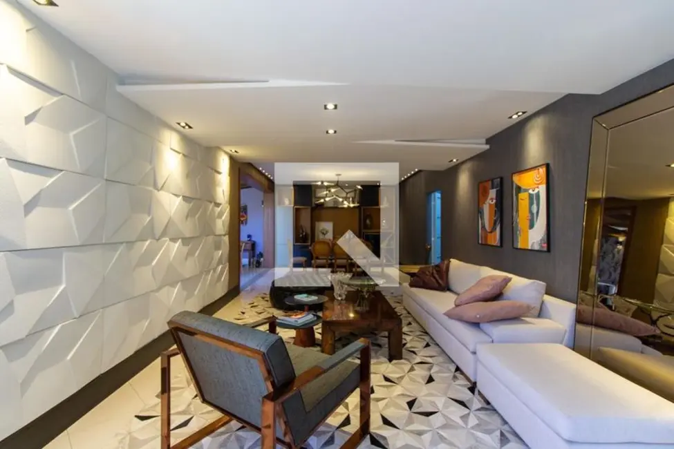 Casa com 6 quartos à venda, 350m2 em Laranjeiras, Rio De Janeiro - RJ - imagem 4 Foto 4 de Casa com 6 quartos à venda, 350m2 em Laranjeiras, Rio De Janeiro - RJ