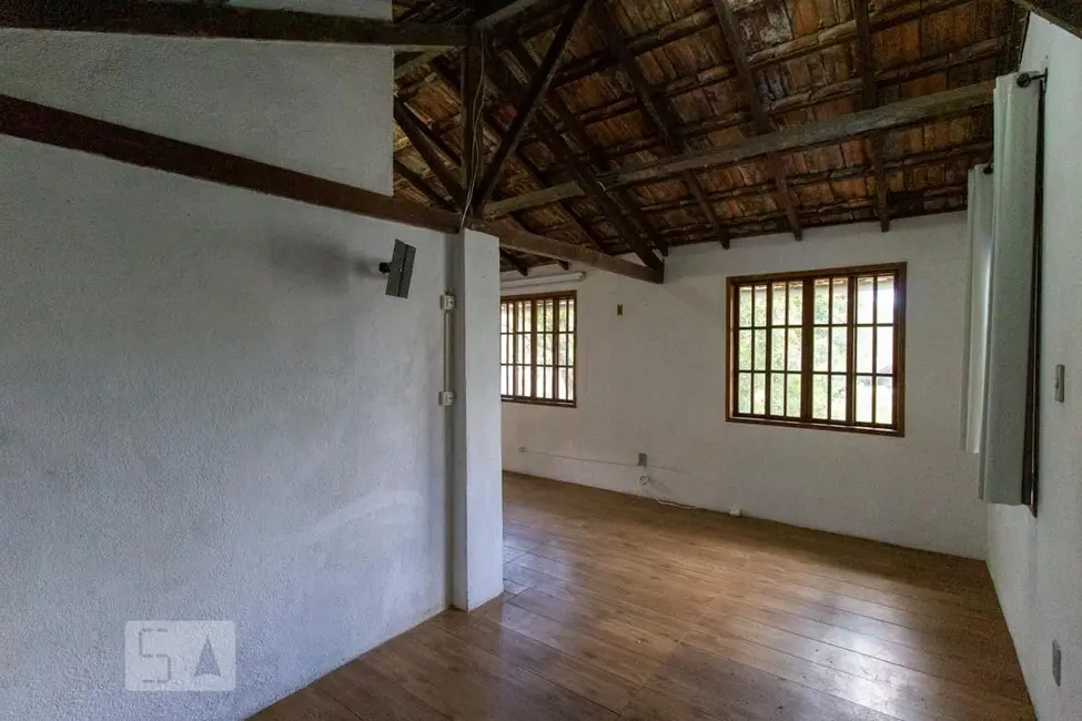 Kitnet com 1 quarto à venda, 1980m2 em Laranjeiras, Rio De Janeiro - RJ - imagem 3 Foto 3 de Kitnet com 1 quarto à venda, 1980m2 em Laranjeiras, Rio De Janeiro - RJ
