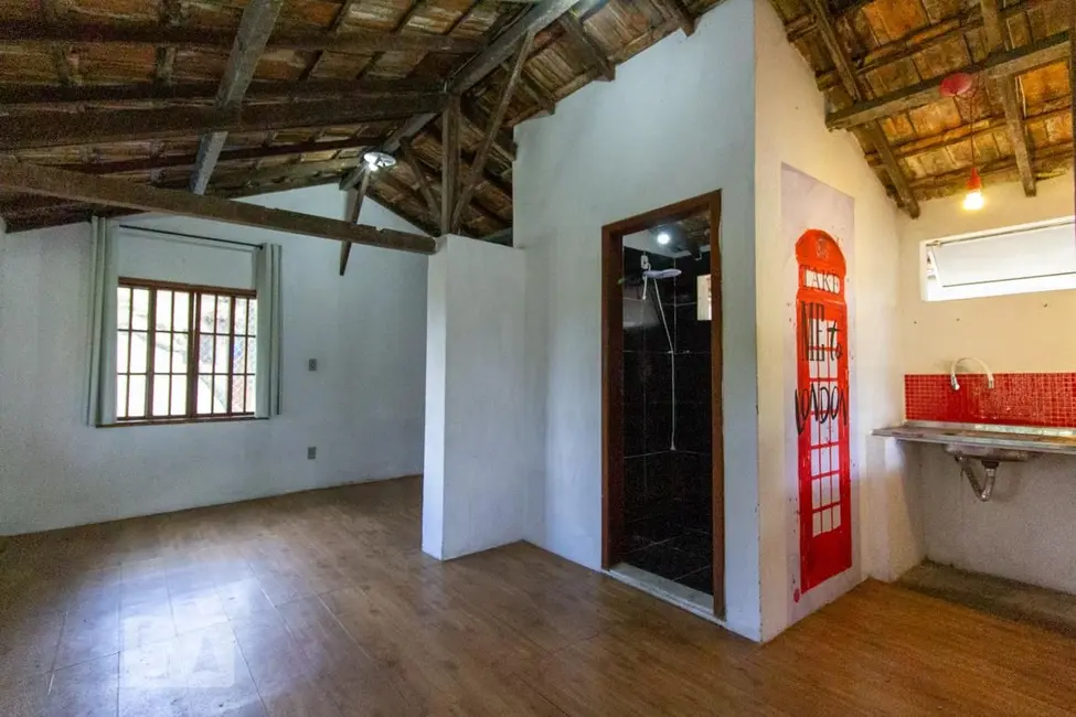 Kitnet com 1 quarto à venda, 1980m2 em Laranjeiras, Rio De Janeiro - RJ - imagem 1 Foto 1 de Kitnet com 1 quarto à venda, 1980m2 em Laranjeiras, Rio De Janeiro - RJ