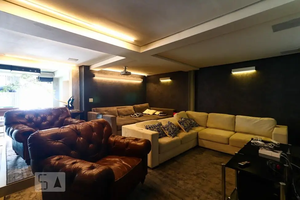 Foto 3 de Casa com 5 quartos à venda, 700m2 em Rio De Janeiro - RJ