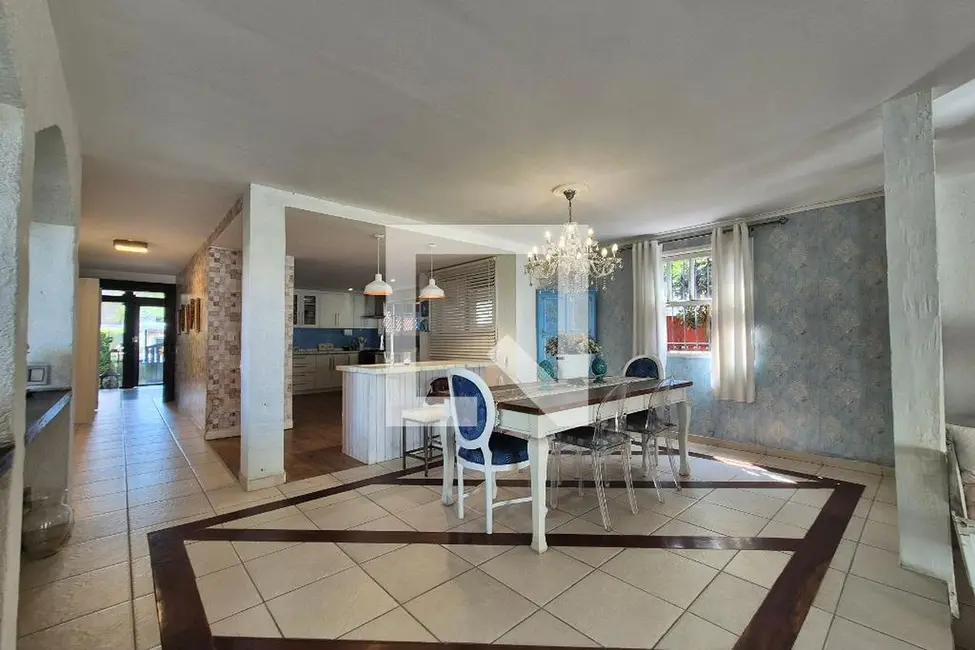 Foto 4 de Casa com 4 quartos à venda, 1000m2 em Rio De Janeiro - RJ