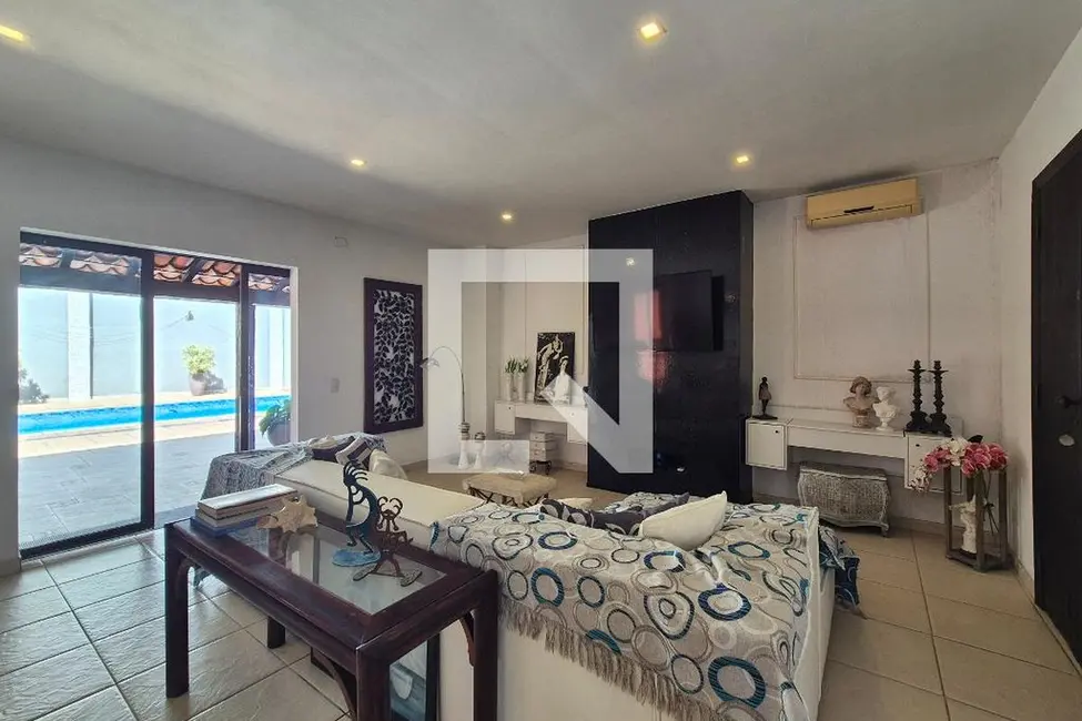 Foto 2 de Casa com 4 quartos à venda, 1000m2 em Rio De Janeiro - RJ