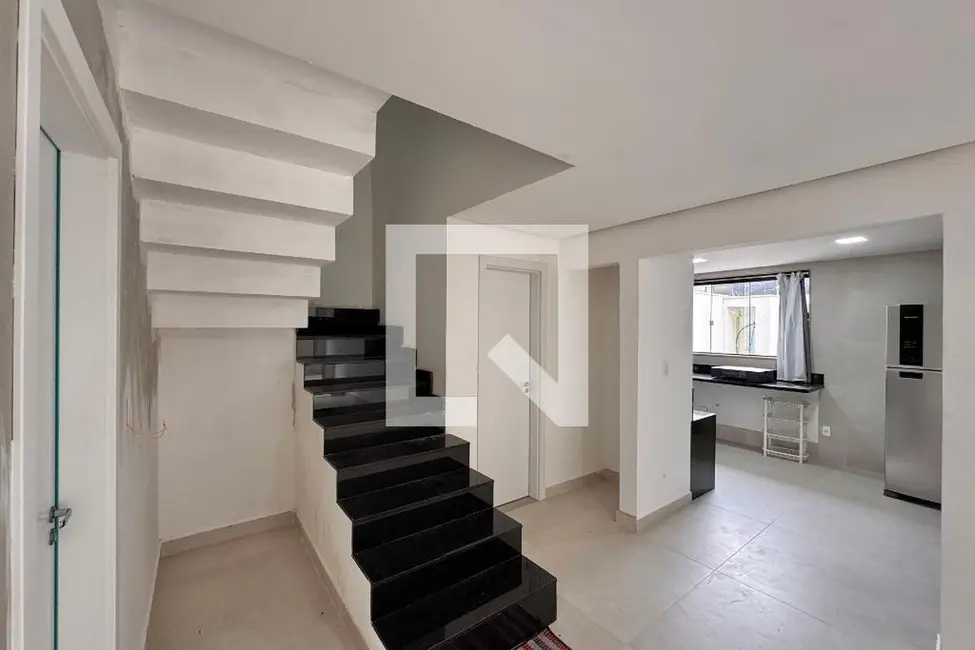 Casa com 3 quartos à venda, 280m2 em Rio De Janeiro - RJ - imagem 4 Foto 4 de Casa com 3 quartos à venda, 280m2 em Rio De Janeiro - RJ