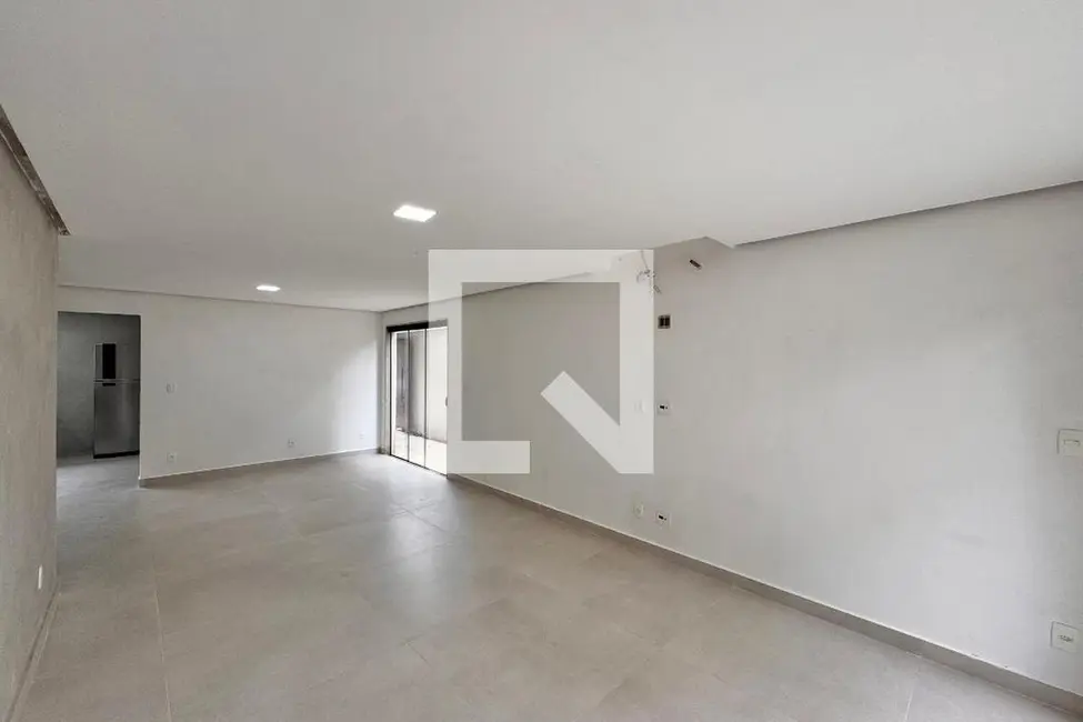 Casa com 3 quartos à venda, 280m2 em Rio De Janeiro - RJ - imagem 3 Foto 3 de Casa com 3 quartos à venda, 280m2 em Rio De Janeiro - RJ