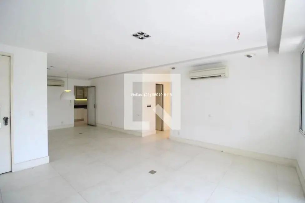 Apartamento com 4 quartos à venda, 150m2 em Rio De Janeiro - RJ - imagem 3 Foto 3 de Apartamento com 4 quartos à venda, 150m2 em Rio De Janeiro - RJ