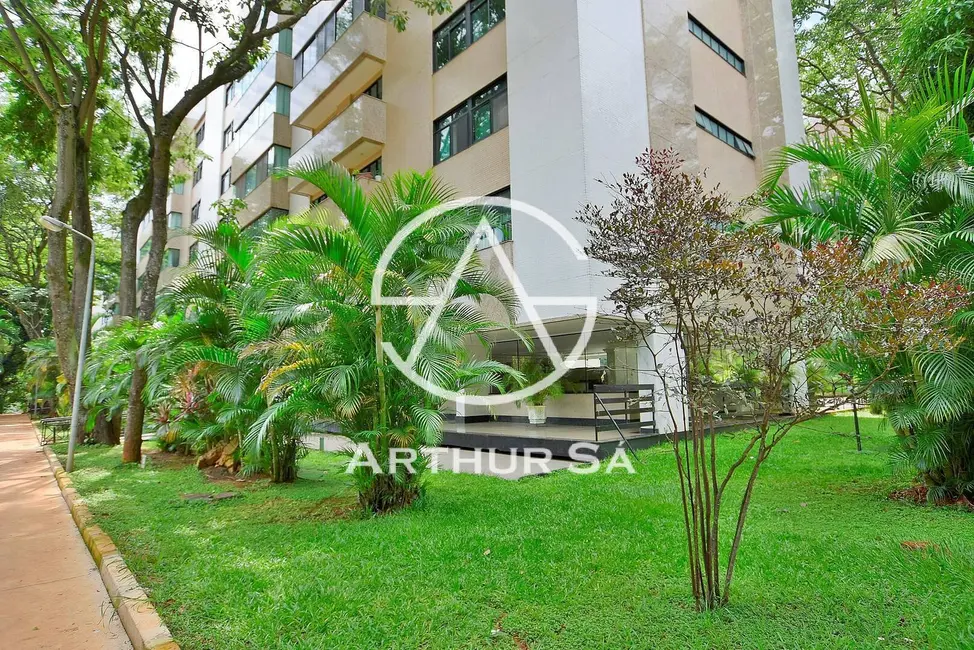 Foto 4 de Apartamento com 3 quartos à venda, 168m2 em Asa Norte, Brasilia - DF