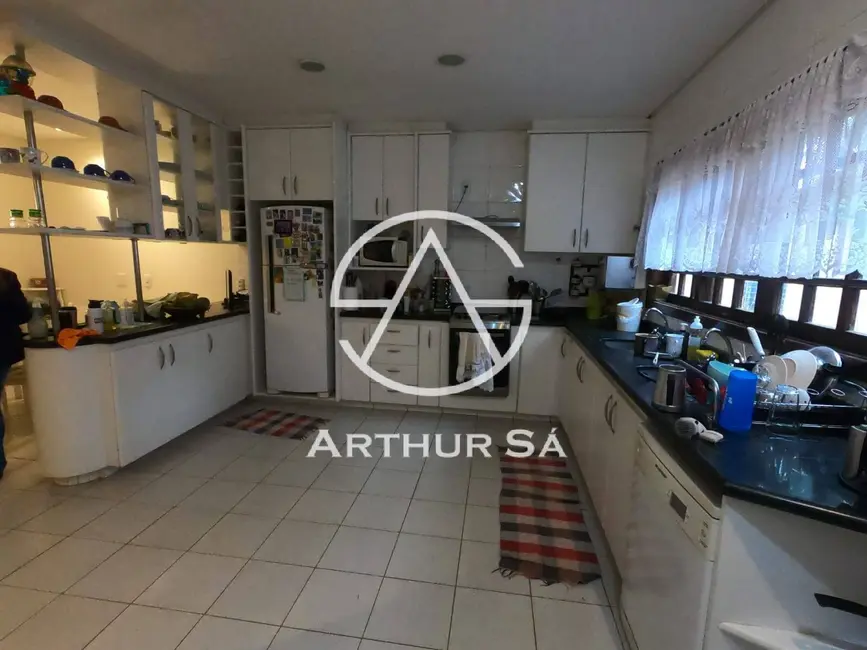 Casa com 4 quartos à venda, 1200m2 em Brasilia - DF - imagem 6 Foto 6 de Casa com 4 quartos à venda, 1200m2 em Brasilia - DF