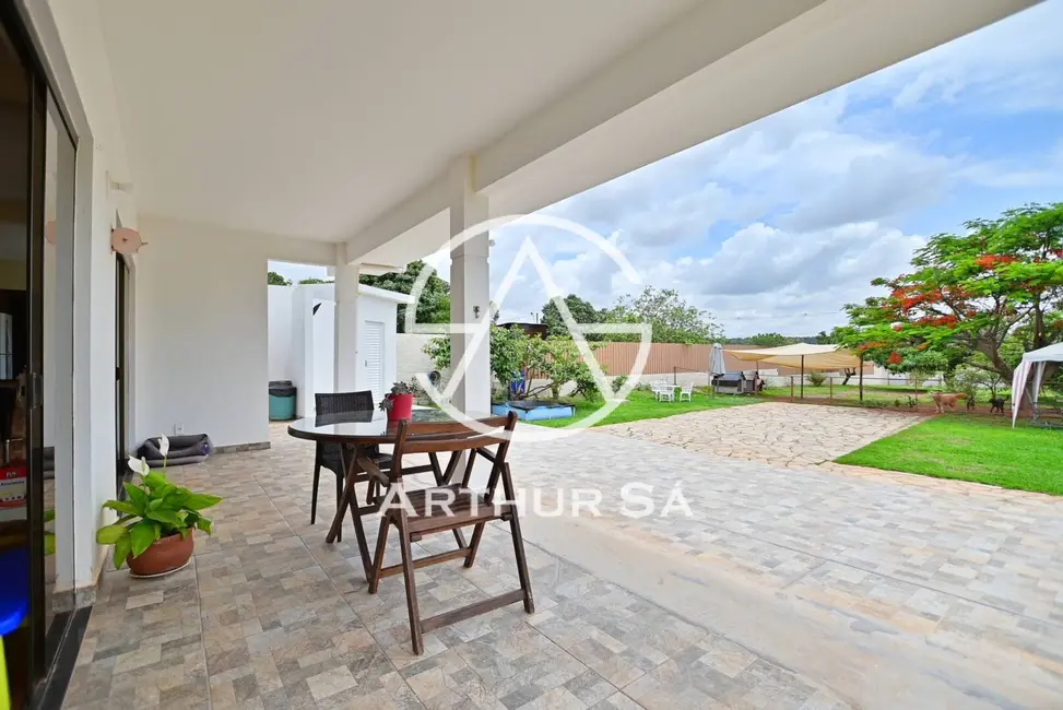 Casa com 4 quartos à venda, 1600m2 em Brasilia - DF - imagem 6 Foto 6 de Casa com 4 quartos à venda, 1600m2 em Brasilia - DF