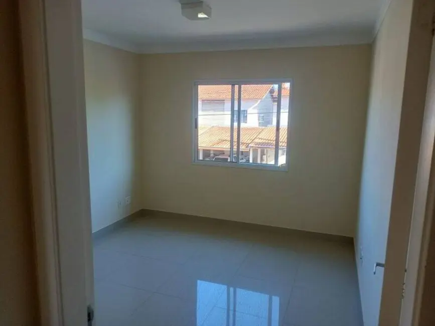 Foto 2 de Casa de Condomínio com 3 quartos à venda, 127m2 em Sao Jose Dos Campos - SP