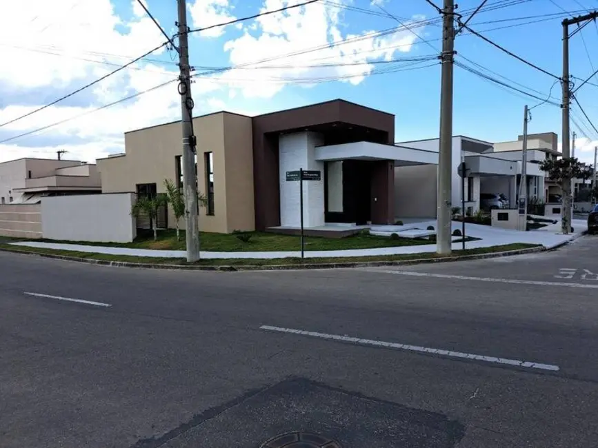 Foto 3 de Casa com 3 quartos à venda, 313m2 em Cacapava - SP