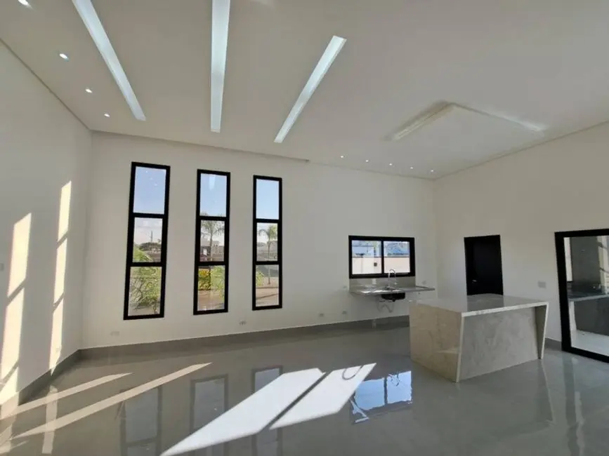 Foto 9 de Casa com 3 quartos à venda, 313m2 em Cacapava - SP