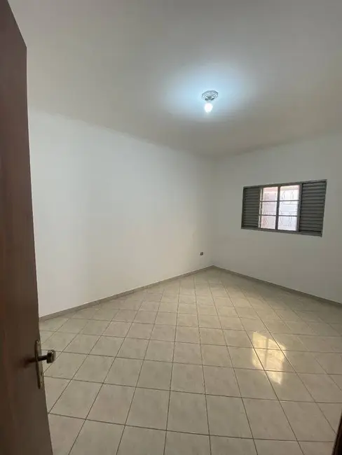 Casa com 3 quartos à venda, 172m2 em Sao Jose Dos Campos - SP - imagem 5 Foto 5 de Casa com 3 quartos à venda, 172m2 em Sao Jose Dos Campos - SP