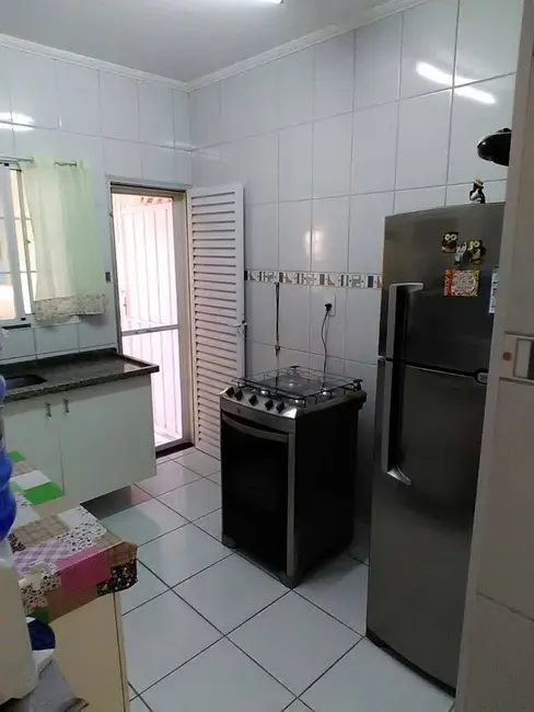 Foto 2 de Casa com 3 quartos à venda, 159m2 em Jardim Copacabana, Jundiai - SP
