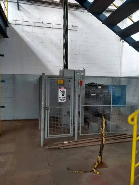 Foto 9 de Armazém / Galpão à venda, 12235m2 em Jundiai - SP