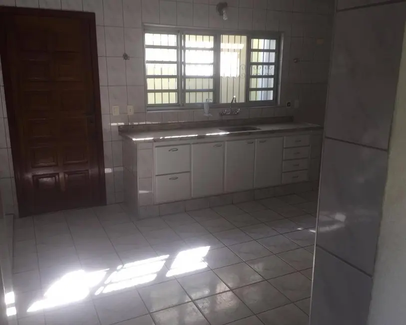 Foto 2 de Sala Comercial à venda, 200m2 em Anhangabaú, Jundiai - SP