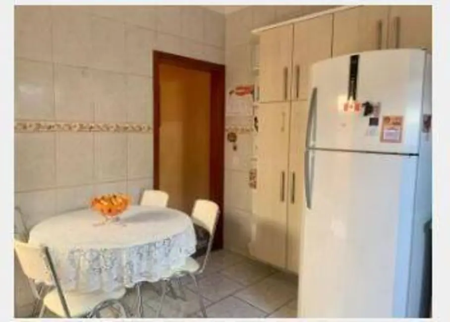 Casa com 3 quartos à venda, 130m2 em Parque da Represa, Jundiai - SP - imagem 4 Foto 4 de Casa com 3 quartos à venda, 130m2 em Parque da Represa, Jundiai - SP