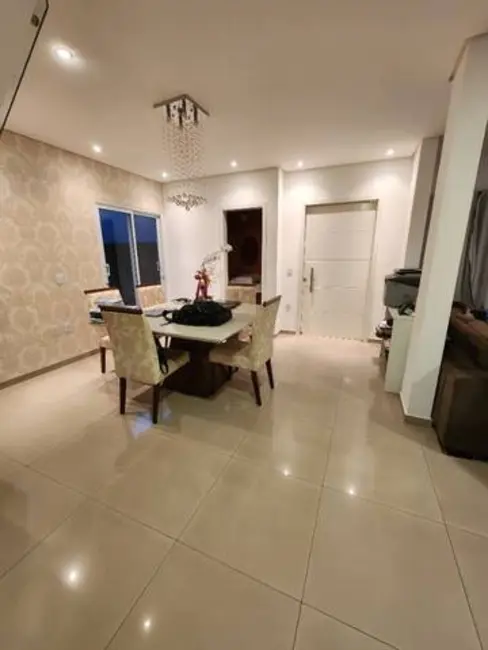 Casa com 3 quartos à venda, 240m2 em Jardim Paulista II, Jundiai - SP - imagem 6 Foto 6 de Casa com 3 quartos à venda, 240m2 em Jardim Paulista II, Jundiai - SP