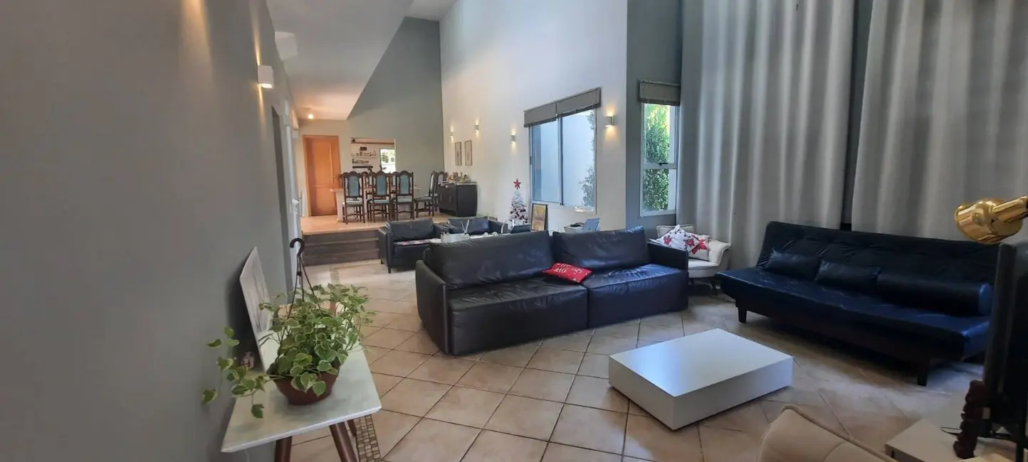 Foto 2 de Casa de Condomínio com 5 quartos à venda, 380m2 em Cabreuva - SP