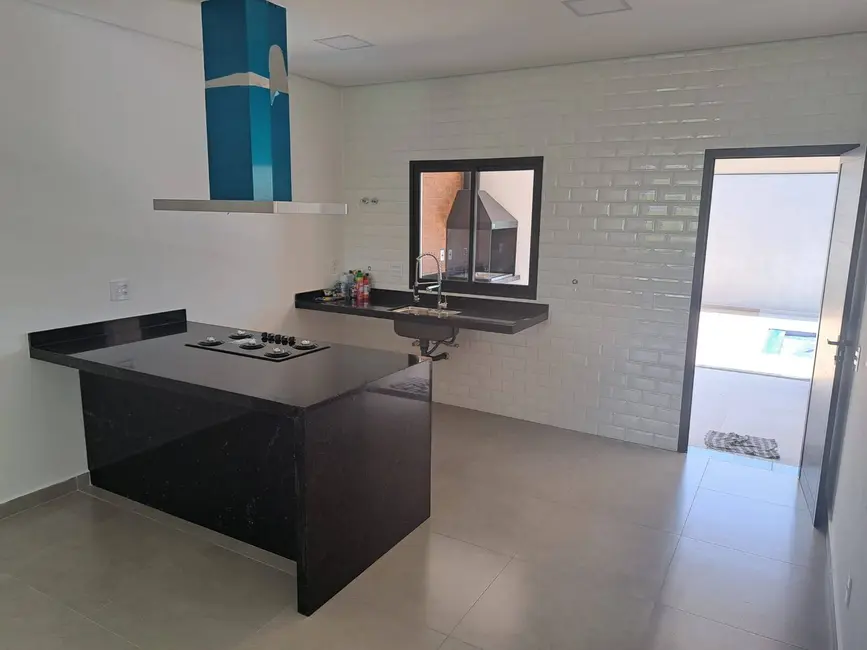 Foto 1 de Casa com 4 quartos à venda, 200m2 em Itupeva - SP