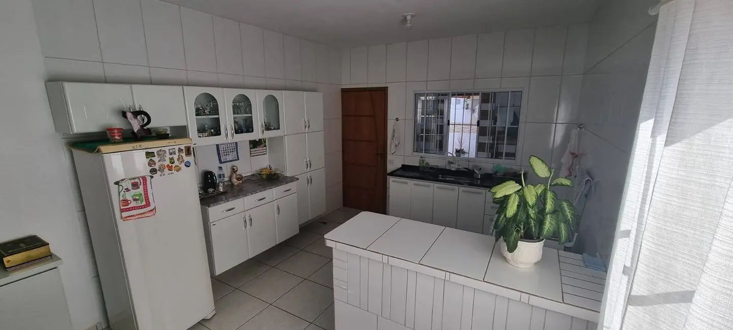 Casa com 3 quartos à venda, 200m2 em Itupeva - SP - imagem 3 Foto 3 de Casa com 3 quartos à venda, 200m2 em Itupeva - SP