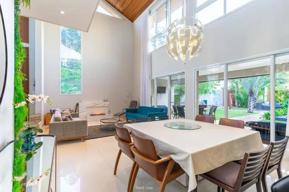 Casa de Condomínio com 3 quartos à venda, 313m2 em Itupeva - SP - imagem 3 Foto 3 de Casa de Condomínio com 3 quartos à venda, 313m2 em Itupeva - SP