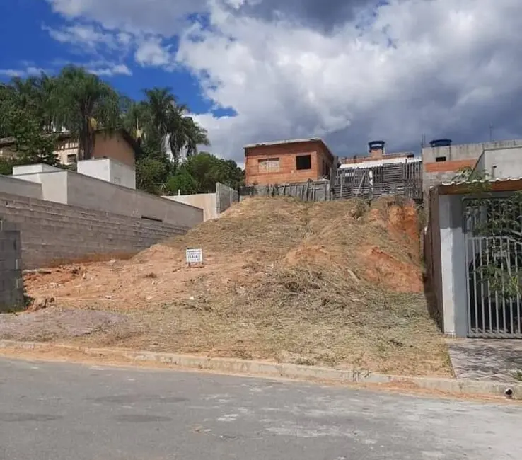 Foto 1 de Terreno / Lote à venda, 300m2 em Itupeva - SP