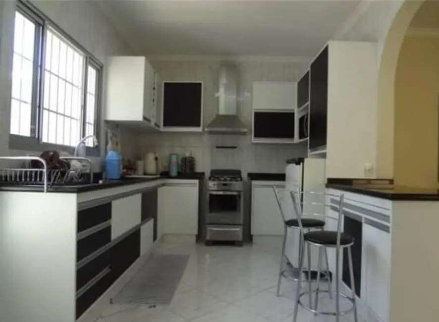 Foto 3 de Casa com 3 quartos à venda, 223m2 em Vila Vianelo, Jundiai - SP