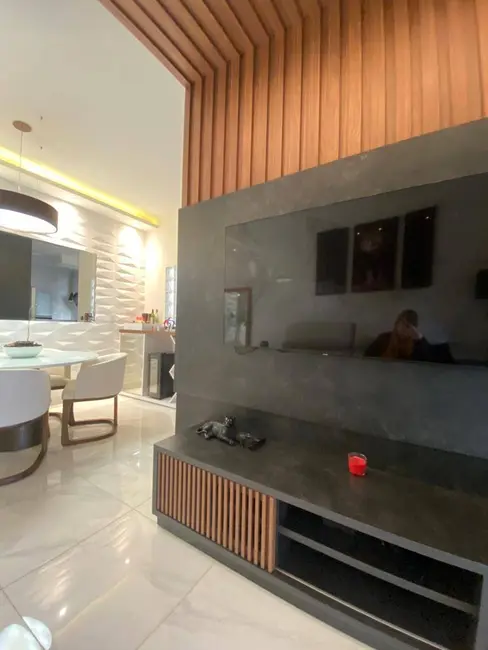 Foto 8 de Casa com 2 quartos à venda, 108m2 em Jundiai - SP