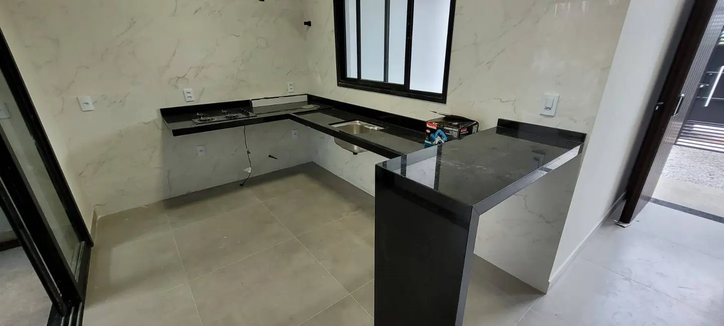 Casa com 3 quartos à venda, 98m2 em Jardim Marambaia II, Jundiai - SP - imagem 5 Foto 5 de Casa com 3 quartos à venda, 98m2 em Jardim Marambaia II, Jundiai - SP