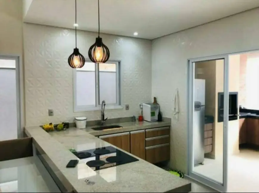 Casa de Condomínio com 3 quartos à venda, 172m2 em Itupeva - SP - imagem 2 Foto 2 de Casa de Condomínio com 3 quartos à venda, 172m2 em Itupeva - SP