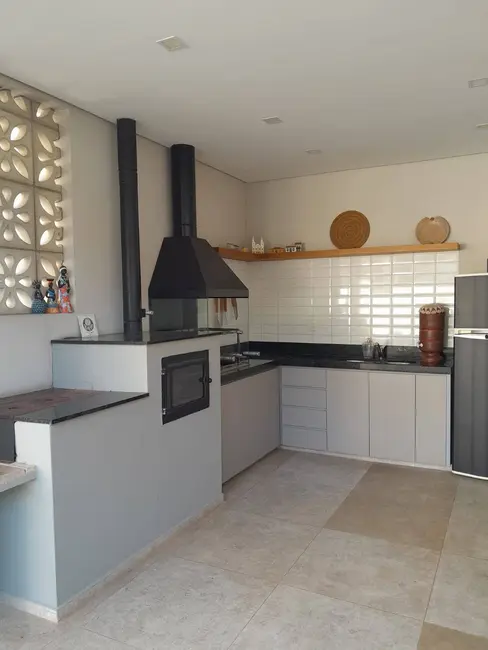 Foto 3 de Casa de Condomínio com 3 quartos à venda, 263m2 em Louveira - SP