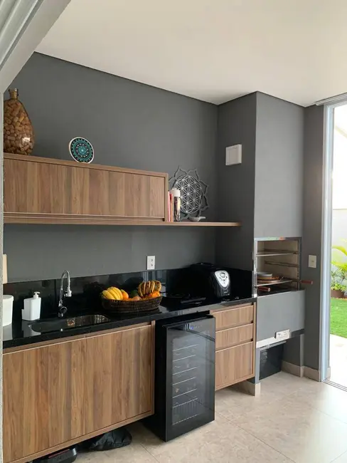 Casa de Condomínio com 3 quartos à venda, 186m2 em Jardim Ermida I, Jundiai - SP - imagem 3 Foto 3 de Casa de Condomínio com 3 quartos à venda, 186m2 em Jardim Ermida I, Jundiai - SP