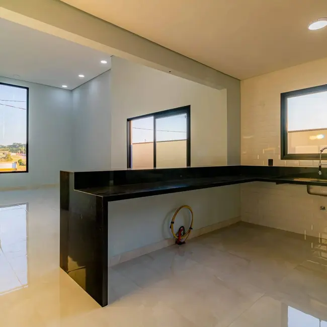 Casa de Condomínio com 4 quartos à venda e para alugar, 315m2 em Itupeva - SP - imagem 7 Foto 7 de Casa de Condomínio com 4 quartos à venda e para alugar, 315m2 em Itupeva - SP