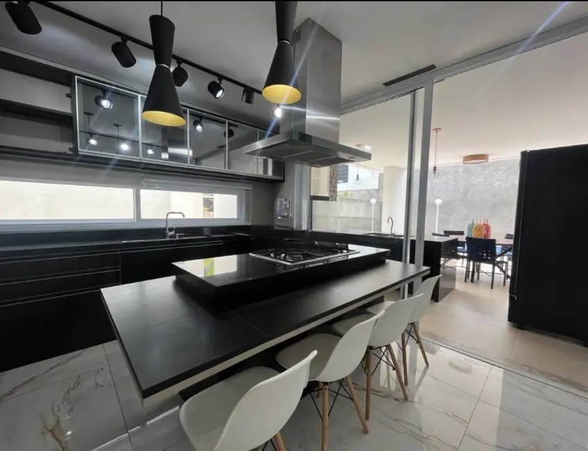 Foto 8 de Casa de Condomínio com 3 quartos à venda, 310m2 em Cidade Santos Dumont, Jundiai - SP