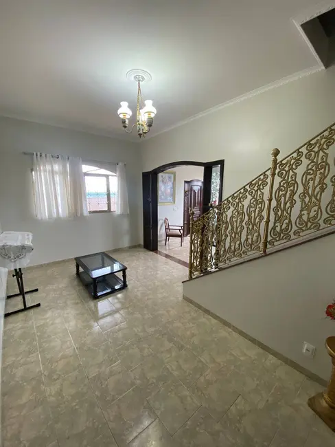 Sobrado com 5 quartos para alugar, 300m2 em Parque Centenário, Jundiai - SP - imagem 9 Foto 9 de Sobrado com 5 quartos para alugar, 300m2 em Parque Centenário, Jundiai - SP