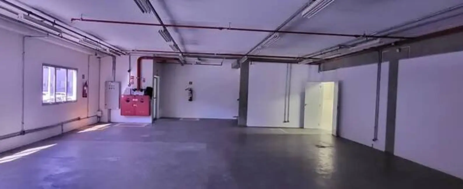 Armazém / Galpão para alugar, 3504m2 em Distrito Industrial, Jundiai - SP - imagem 3 Foto 3 de Armazém / Galpão para alugar, 3504m2 em Distrito Industrial, Jundiai - SP