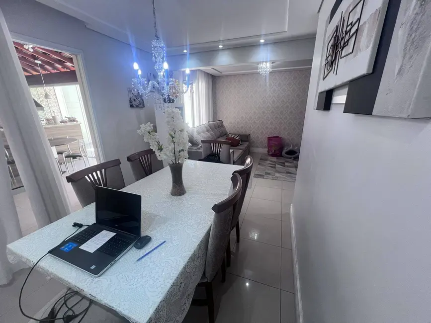 Casa de Condomínio com 3 quartos à venda, 160m2 em Jardim Ermida I, Jundiai - SP - imagem 6 Foto 6 de Casa de Condomínio com 3 quartos à venda, 160m2 em Jardim Ermida I, Jundiai - SP