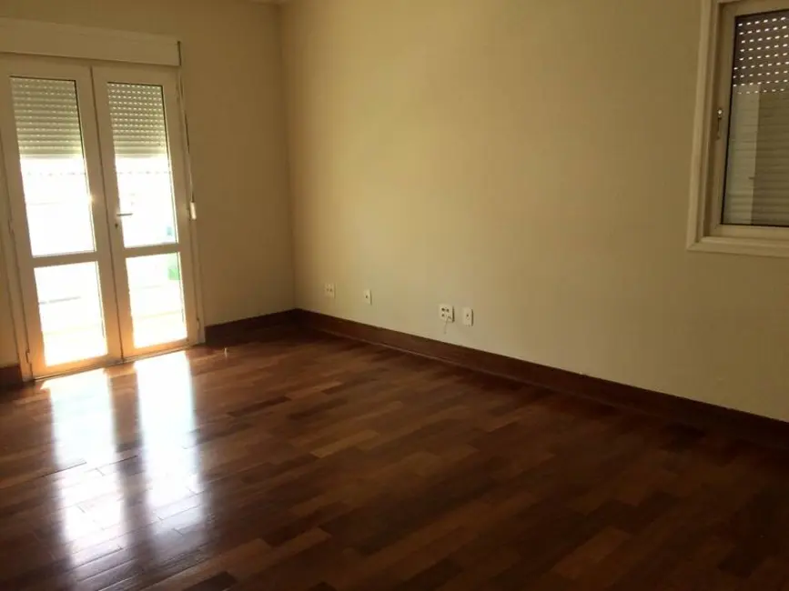 Casa de Condomínio com 5 quartos à venda, 400m2 em Vila Virgínia, Jundiai - SP - imagem 4 Foto 4 de Casa de Condomínio com 5 quartos à venda, 400m2 em Vila Virgínia, Jundiai - SP