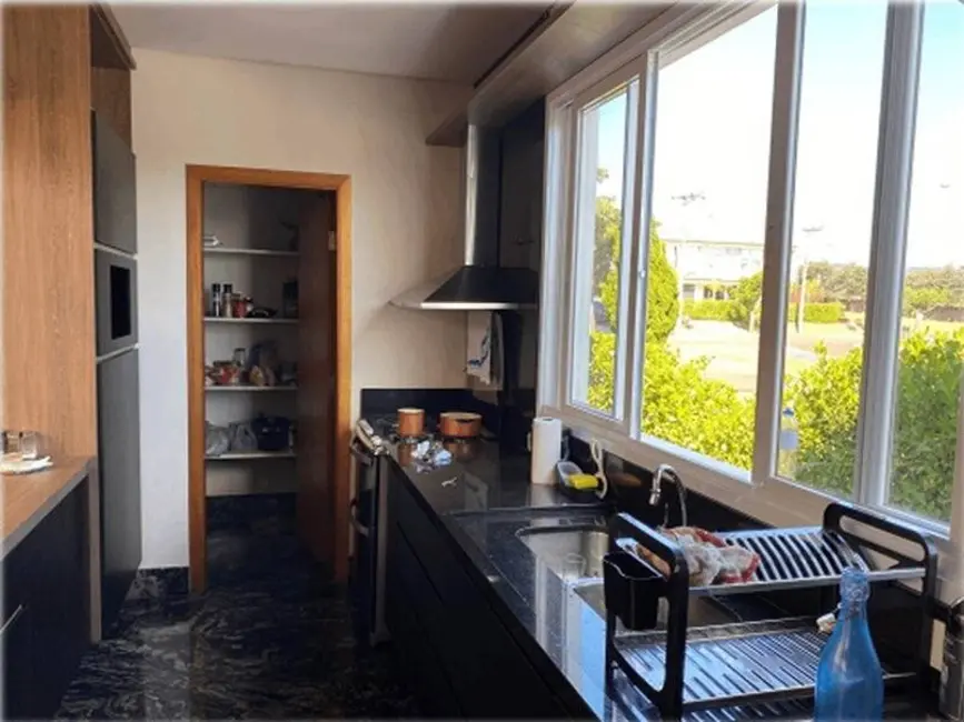 Foto 9 de Casa de Condomínio com 6 quartos à venda e para alugar, 500m2 em Cabreuva - SP