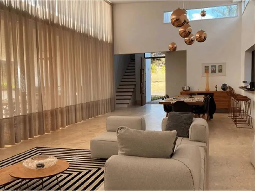 Foto 1 de Casa de Condomínio com 6 quartos à venda e para alugar, 500m2 em Cabreuva - SP