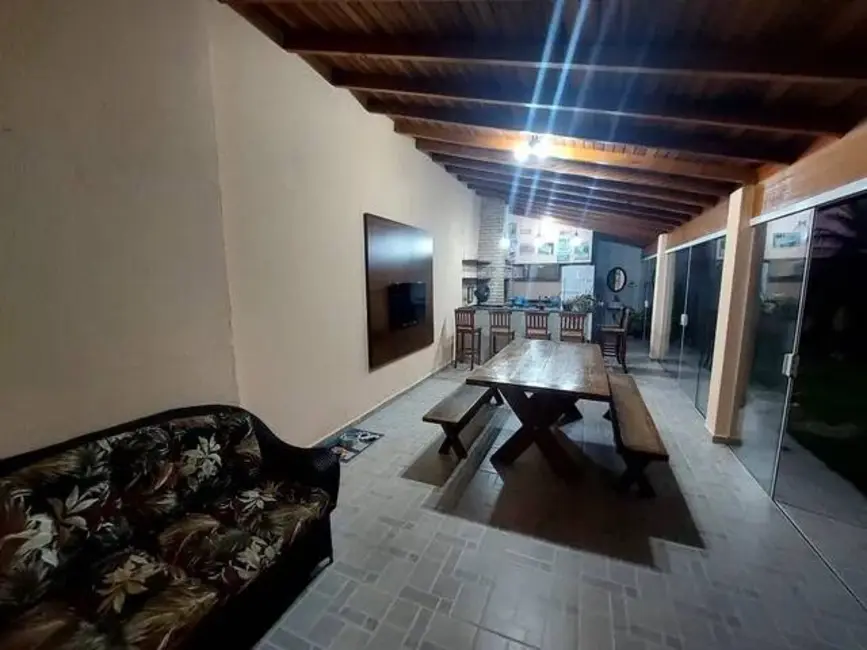 Casa com 3 quartos à venda, 183m2 em Chácaras Saudáveis e Encantadoras, Jundiai - SP - imagem 3 Foto 3 de Casa com 3 quartos à venda, 183m2 em Chácaras Saudáveis e Encantadoras, Jundiai - SP