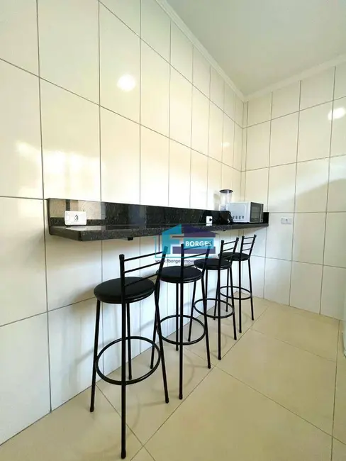 Casa com 2 quartos para alugar, 300m2 em Mongagua - SP - imagem 3 Foto 3 de Casa com 2 quartos para alugar, 300m2 em Mongagua - SP