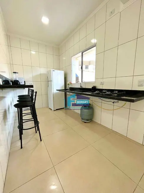 Casa com 2 quartos para alugar, 300m2 em Mongagua - SP - imagem 9 Foto 9 de Casa com 2 quartos para alugar, 300m2 em Mongagua - SP