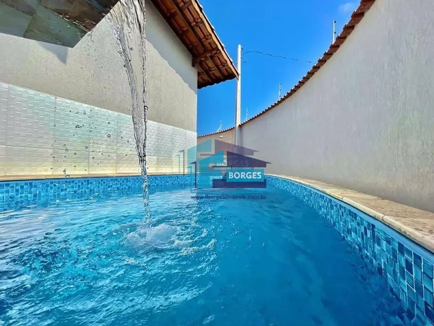 Foto 9 de Casa com 2 quartos à venda, 147m2 em Mongagua - SP