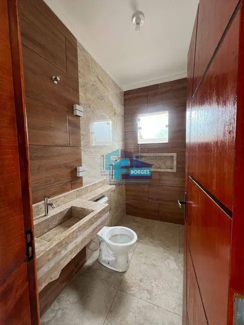 Foto 8 de Casa com 3 quartos à venda, 268m2 em Itanhaem - SP