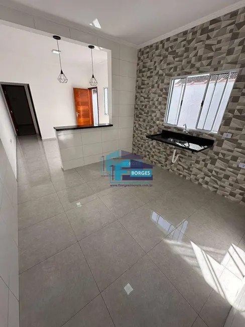 Foto 7 de Casa com 2 quartos à venda, 149m2 em Centro, Mongagua - SP