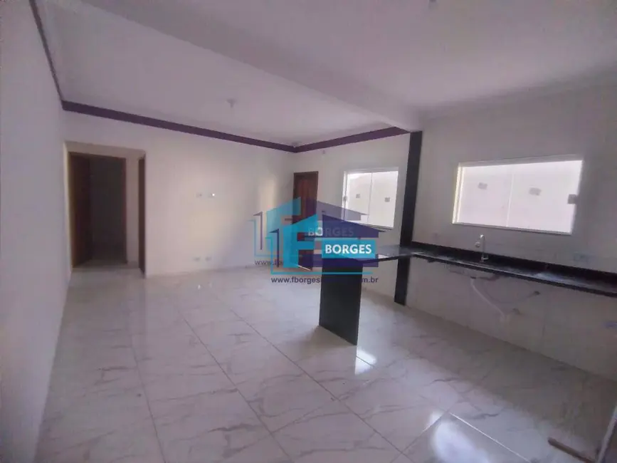 Foto 2 de Casa com 2 quartos à venda, 180m2 em Itanhaem - SP